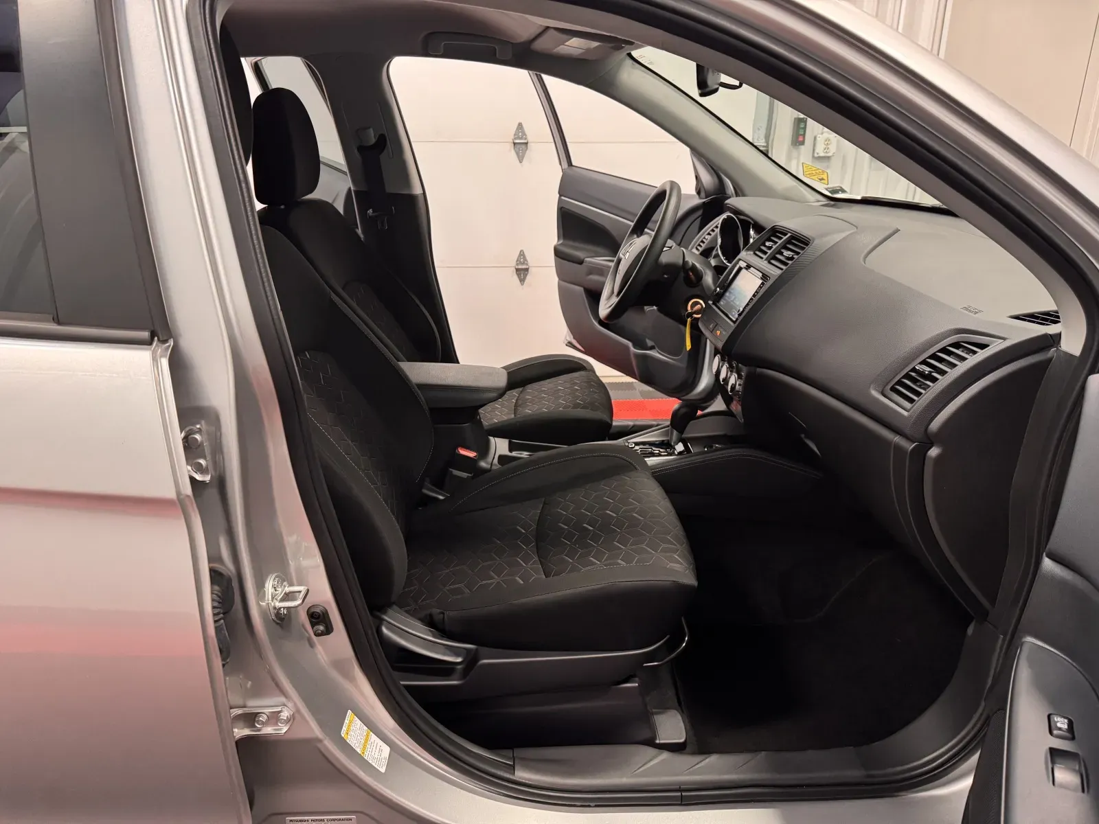 Mitsubishi Outlander Sport photo 41
