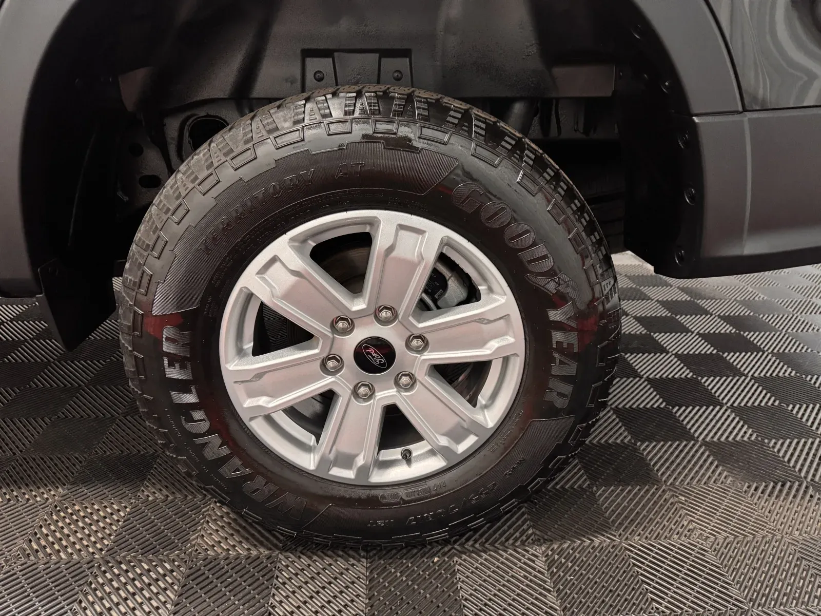 Ford Ranger photo 11