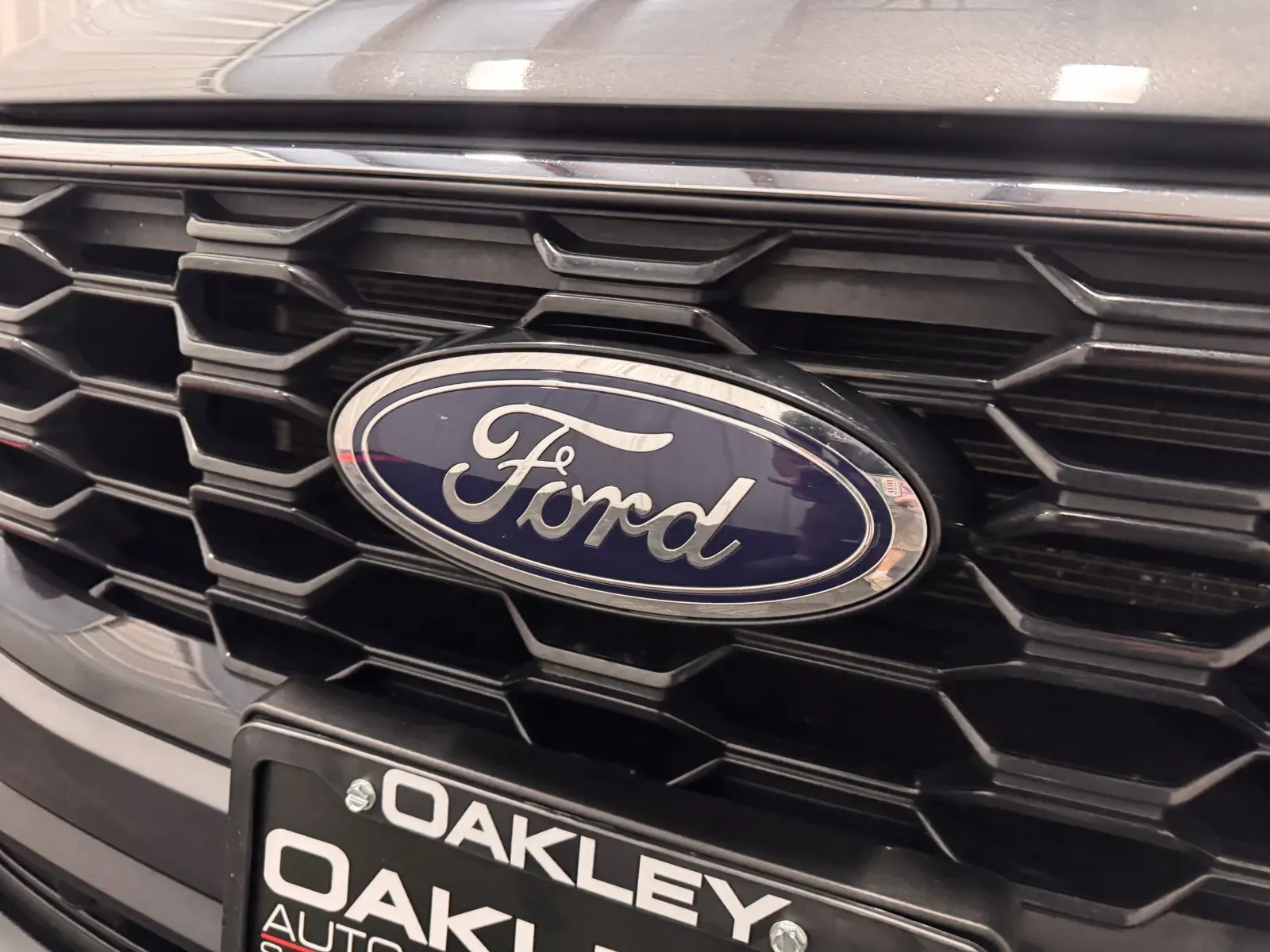 Ford Escape photo 7