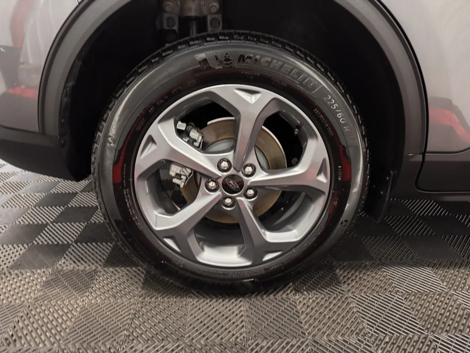 Ford Escape photo 17