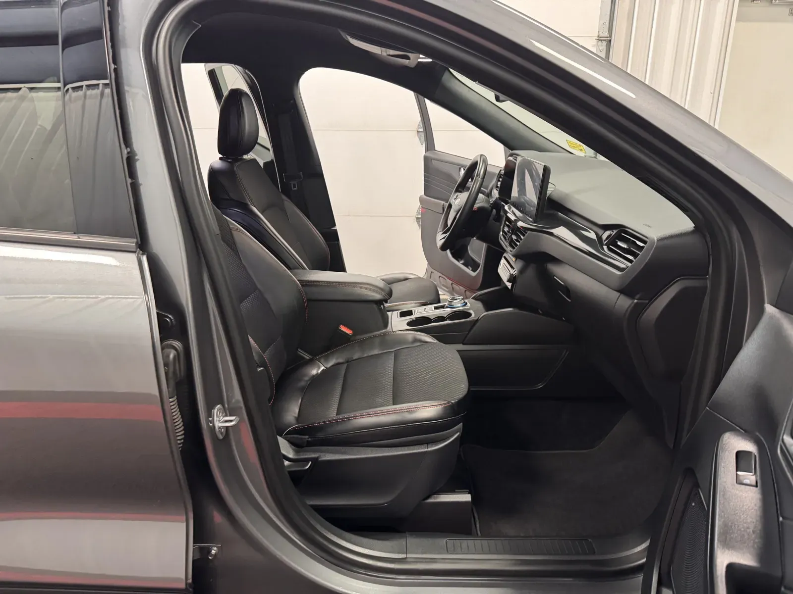 Ford Escape photo 42