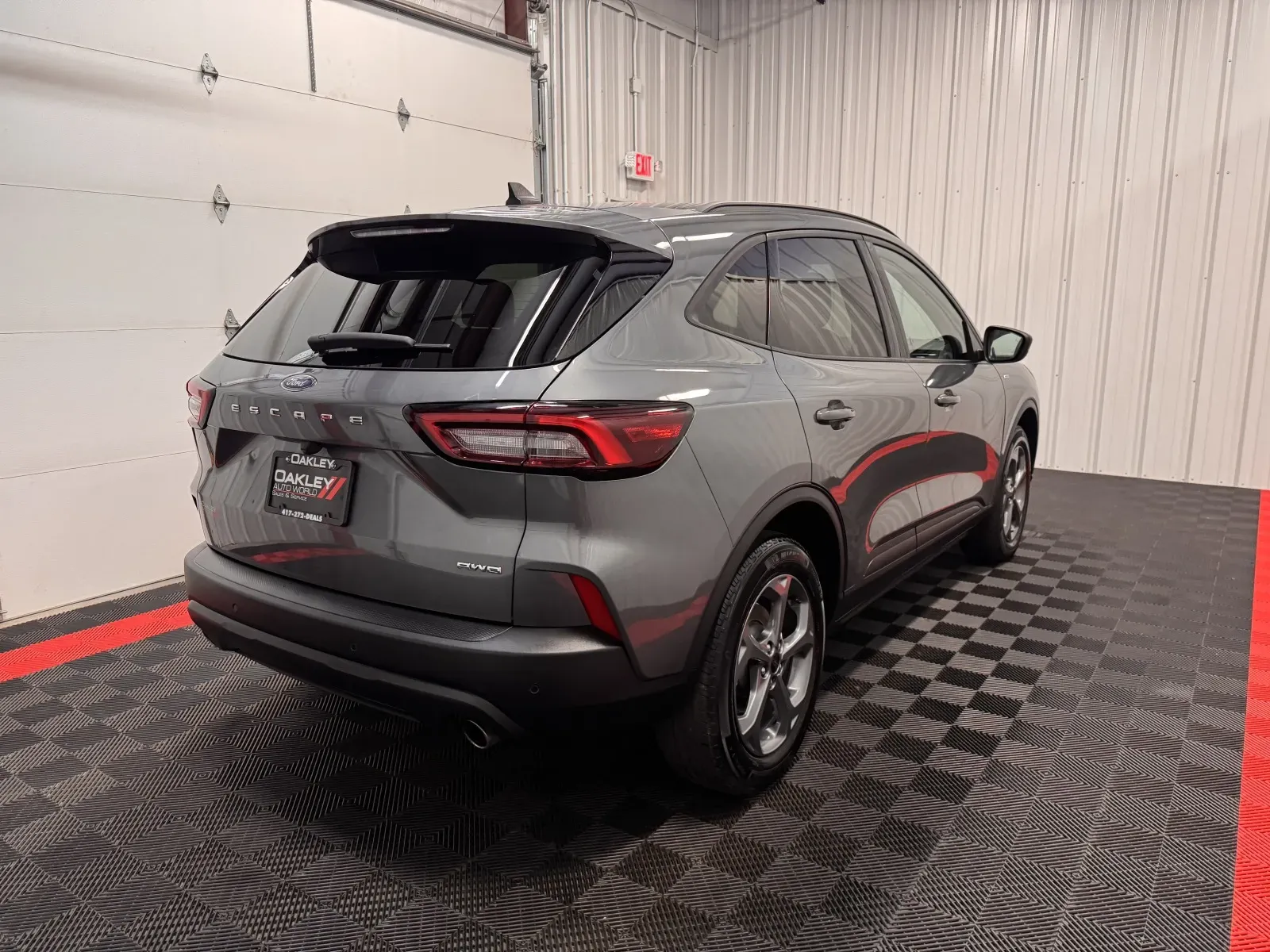 Ford Escape photo 4