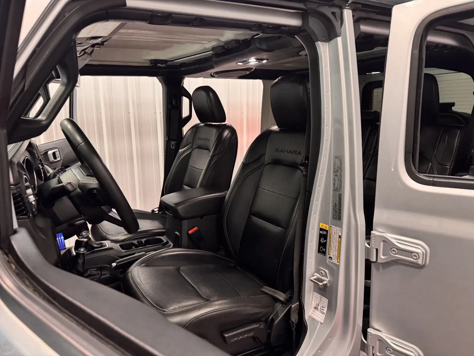 Jeep Wrangler photo 33