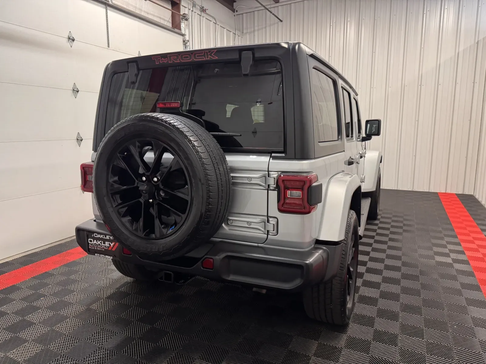 Jeep Wrangler photo 15