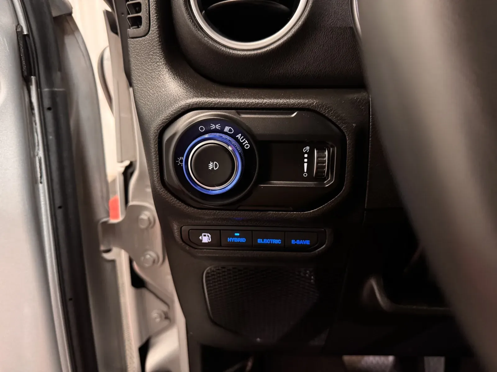 Jeep Wrangler photo 24