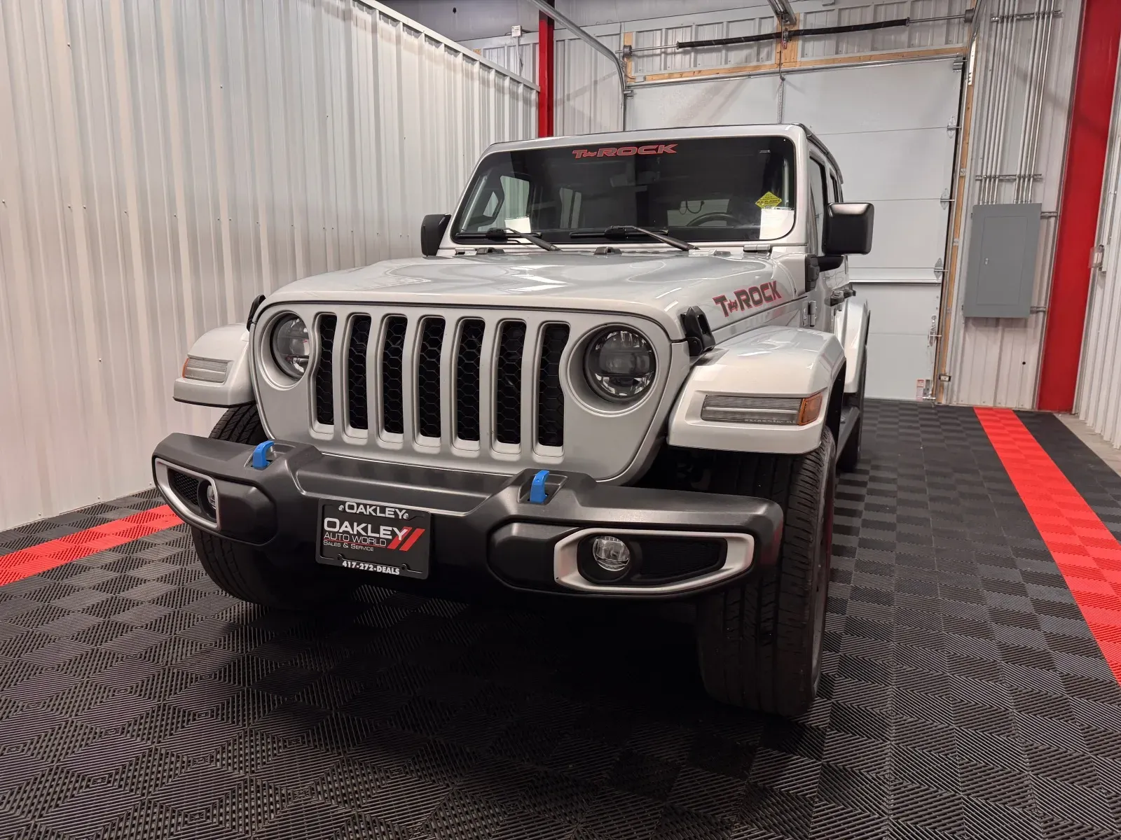 Jeep Wrangler photo 8