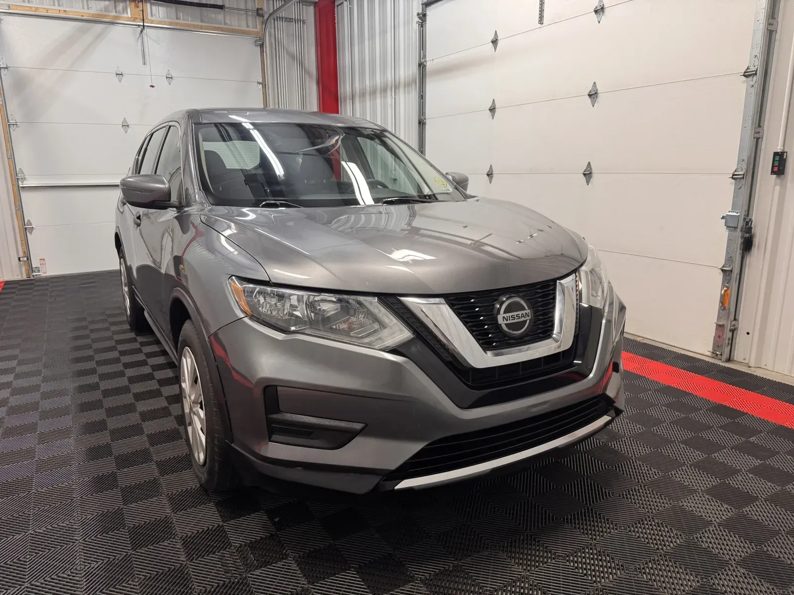 Nissan Rogue photo 6