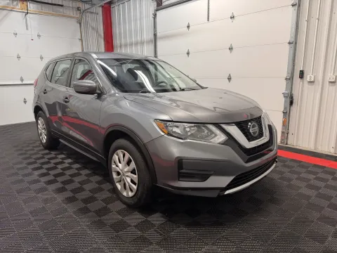 More photos of 2020 Nissan Rogue SV at Oakley Auto World, MO