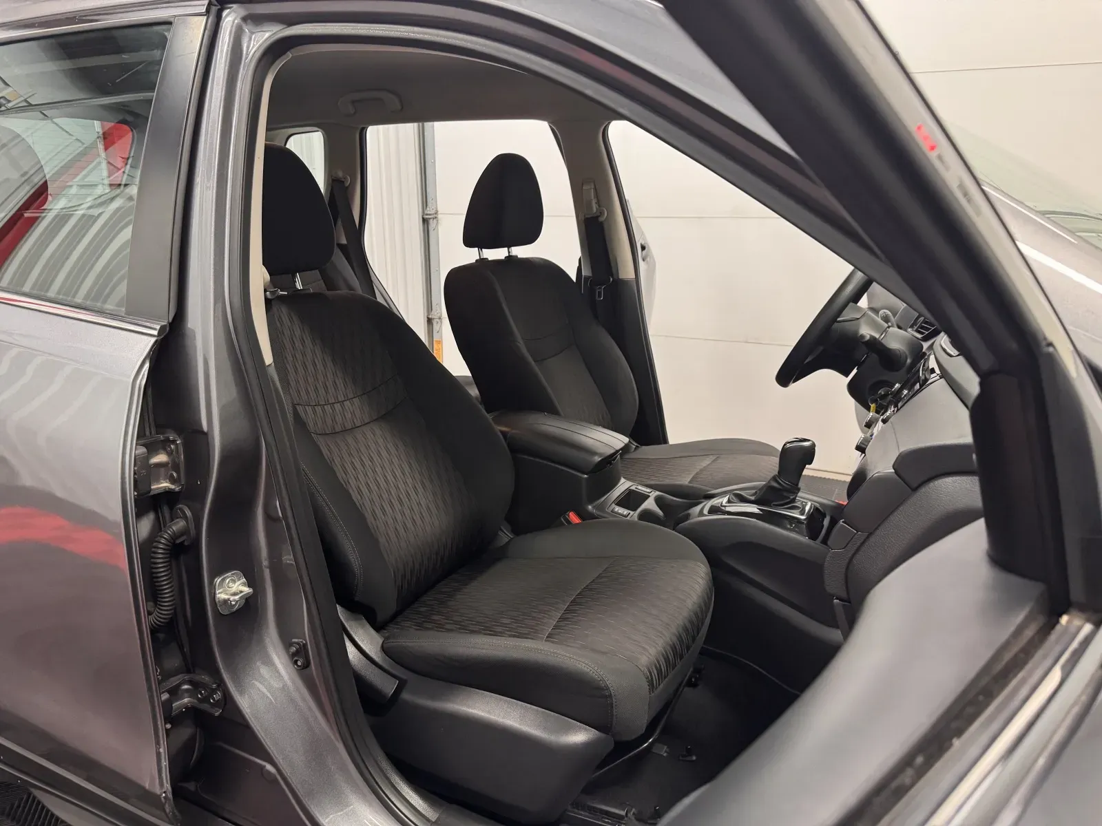 Nissan Rogue photo 42