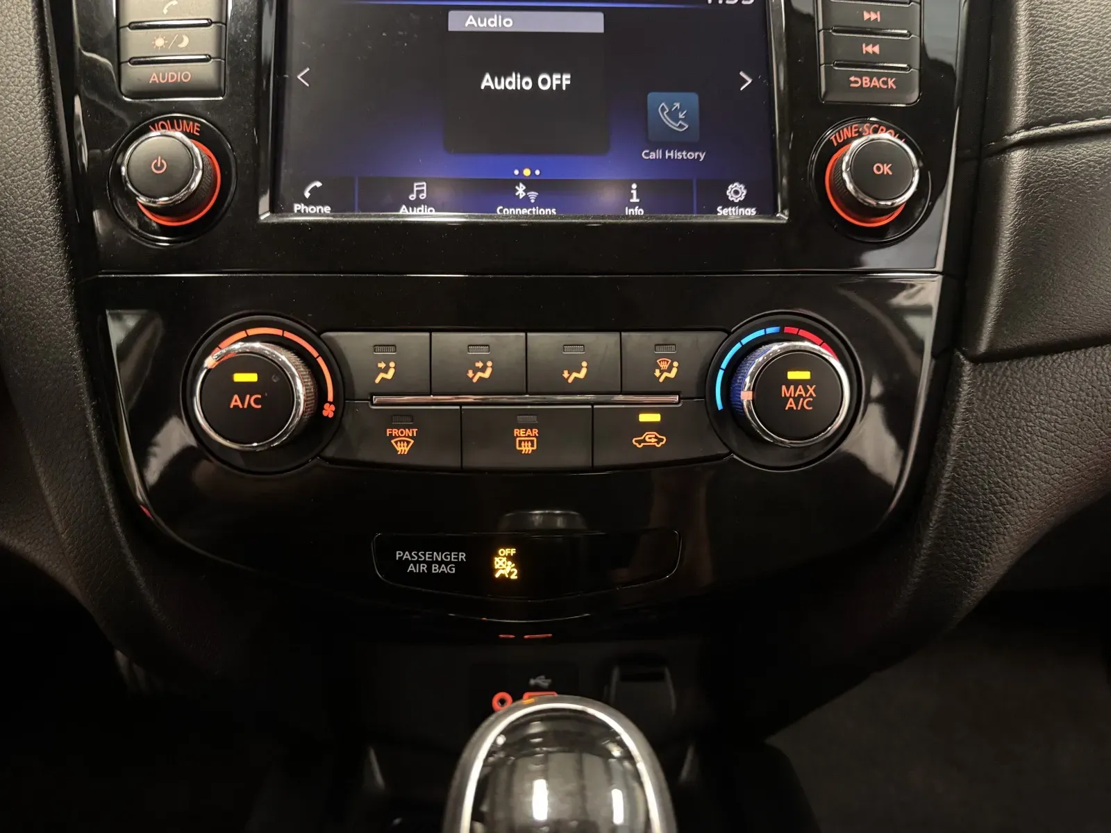 Nissan Rogue photo 30