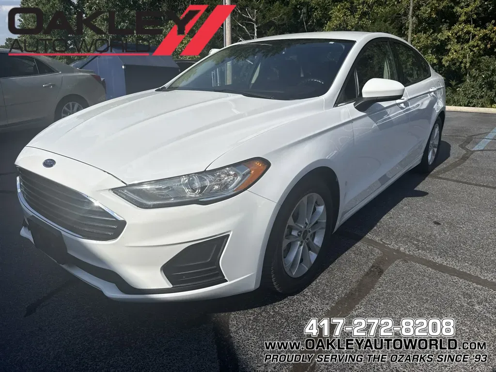 White 2020 Ford Fusion SE for sale in Branson West, MO