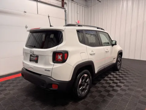More photos of 2018 Jeep Renegade Latitude at Oakley Auto World, MO