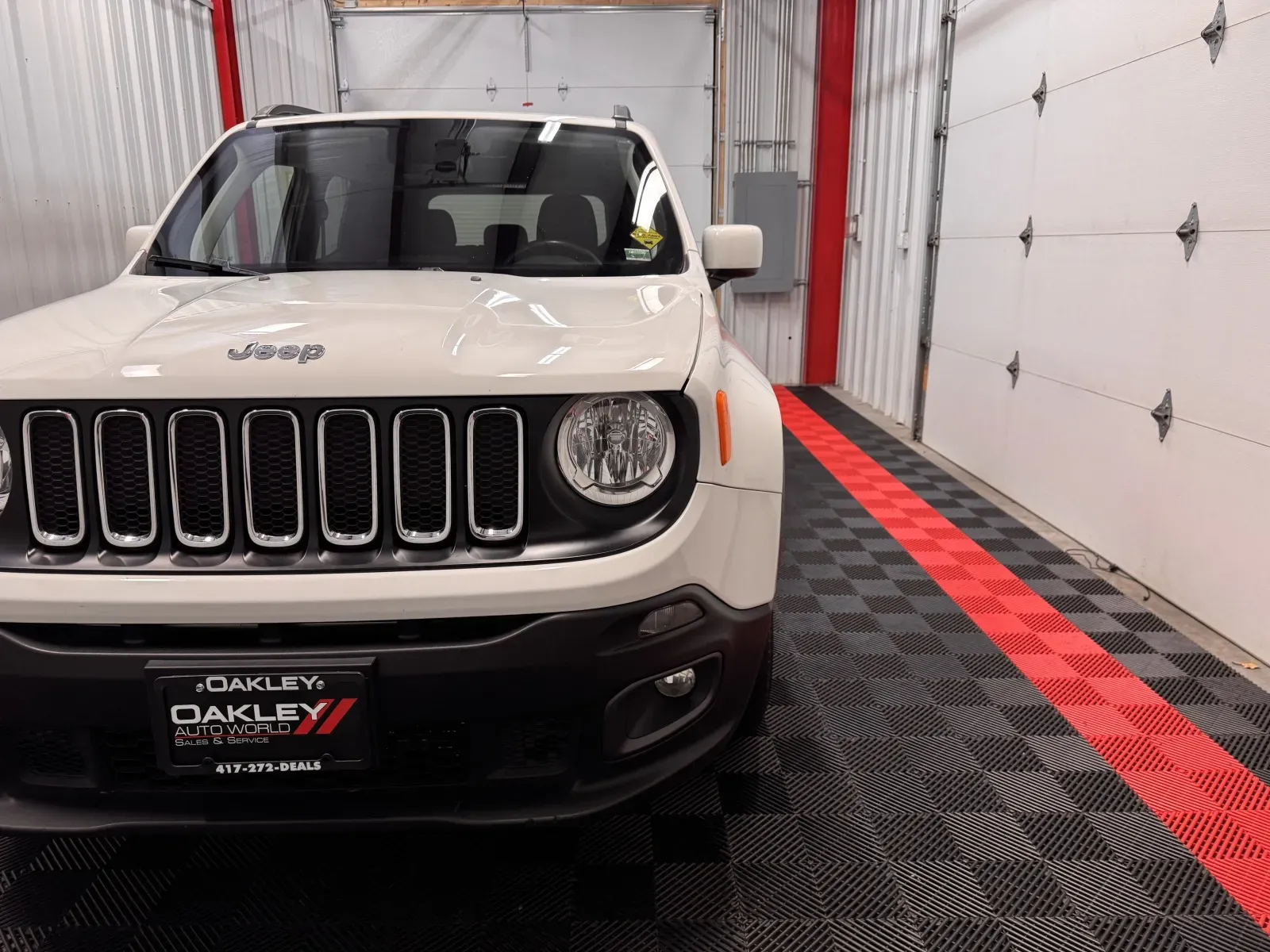 Jeep Renegade photo 8