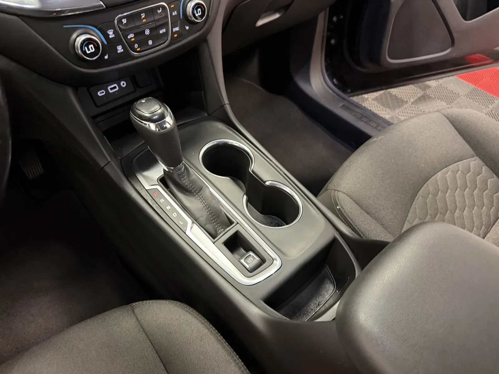 Chevrolet Equinox photo 34