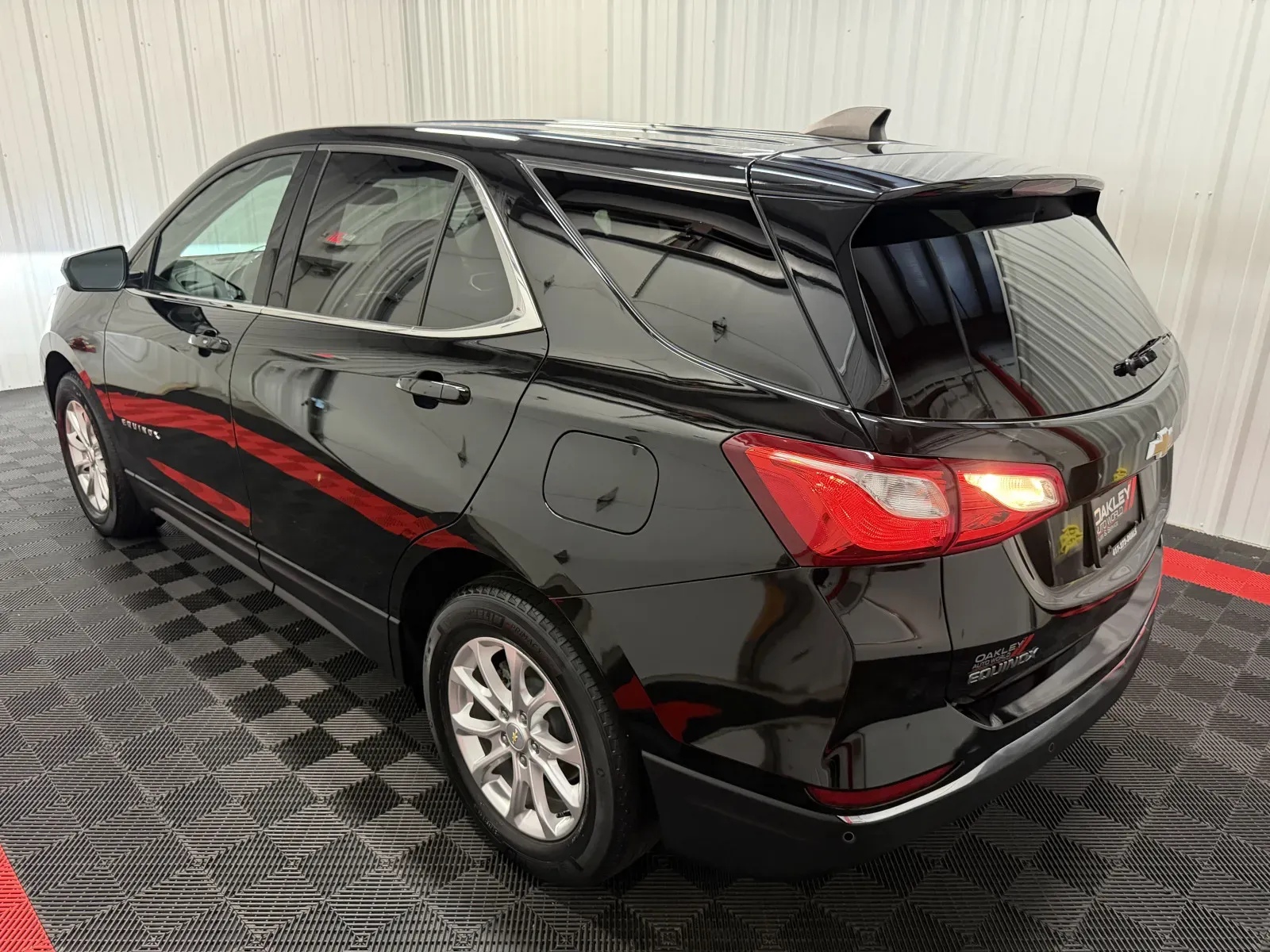 Chevrolet Equinox photo 2