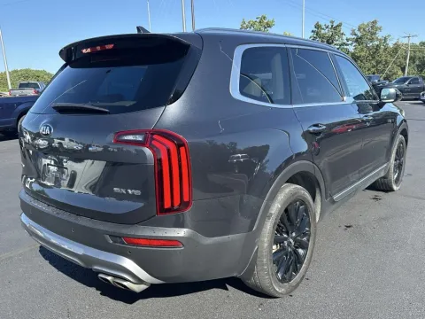 More photos of 2021 Kia Telluride SX at Oakley Auto World, MO