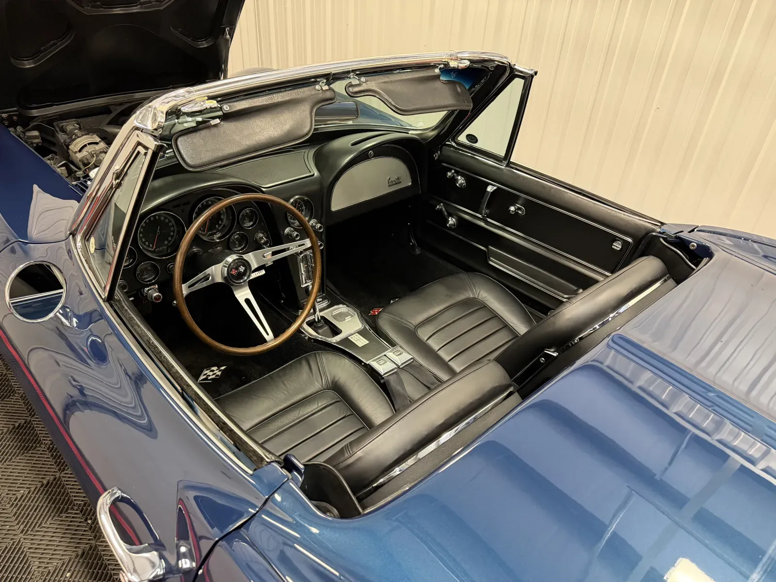 Chevrolet Corvette photo 42