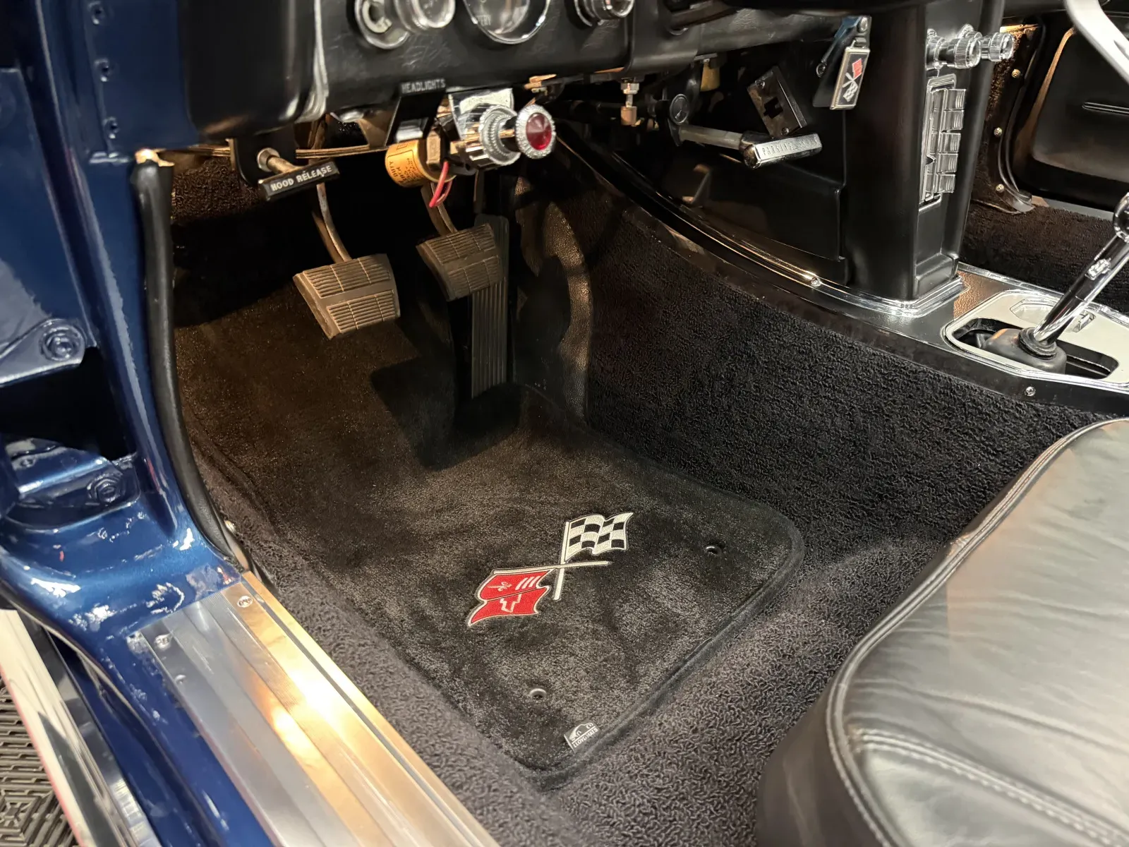 Chevrolet Corvette photo 51