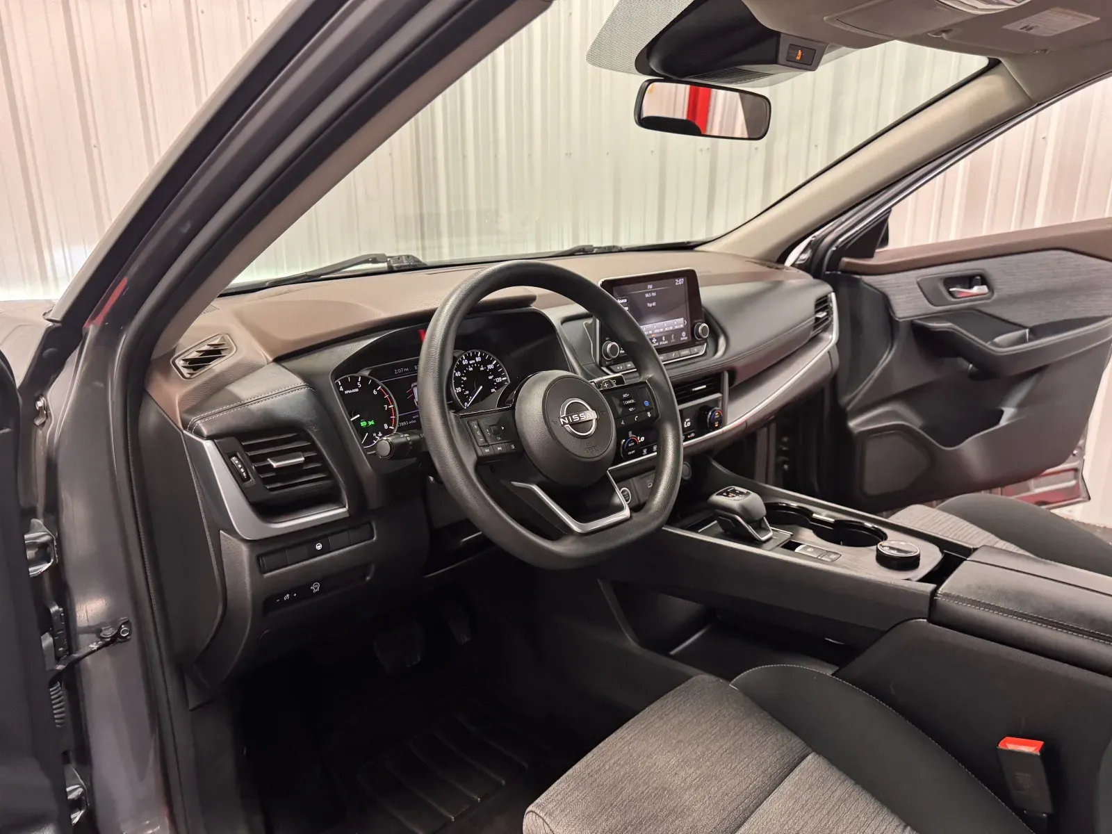 Nissan Rogue photo 34