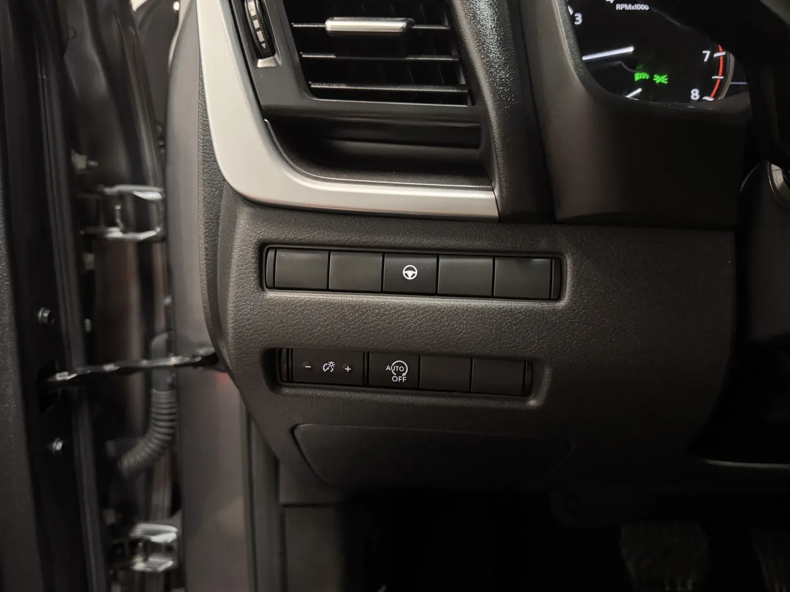 Nissan Rogue photo 24