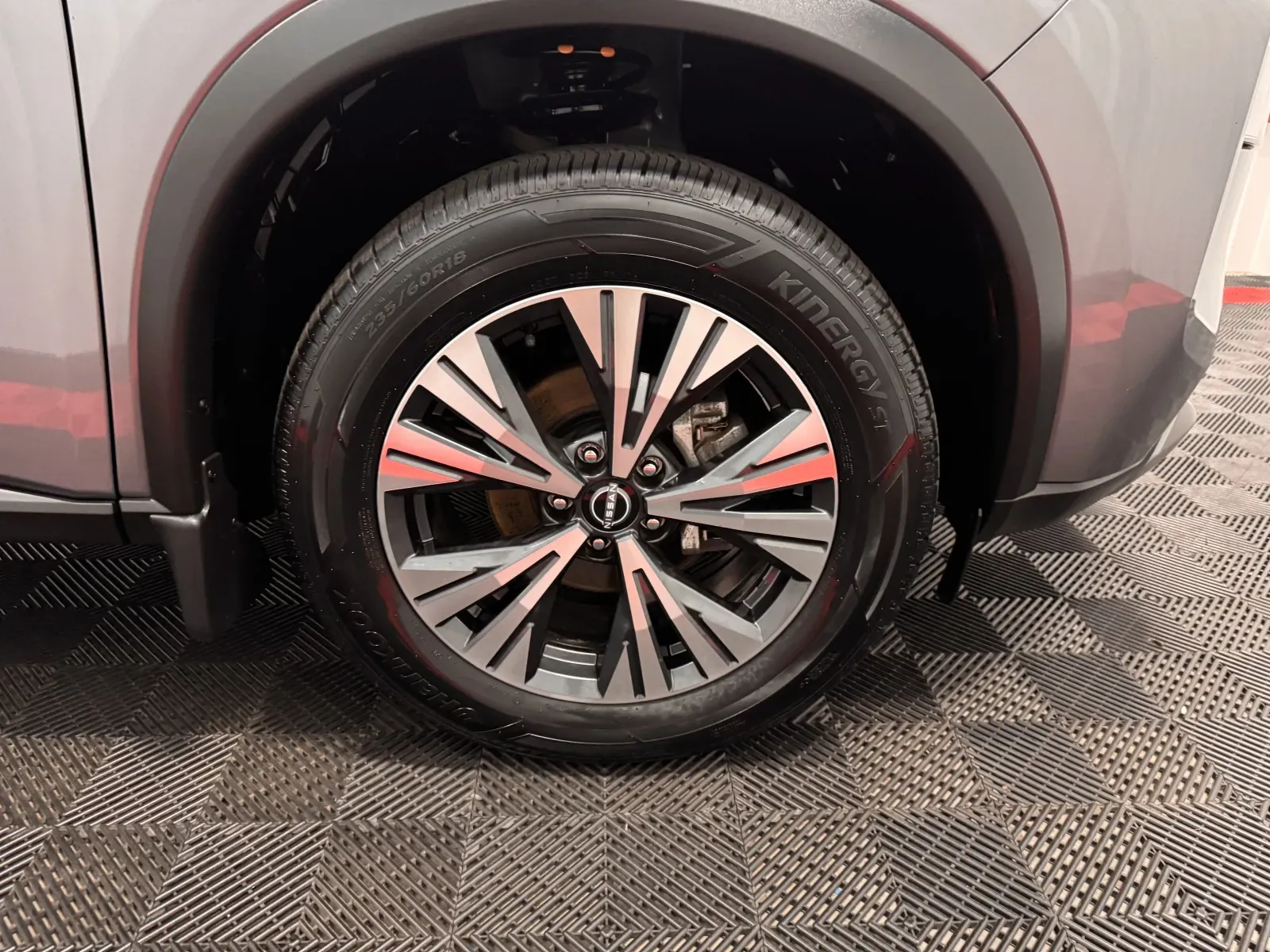 Nissan Rogue photo 17