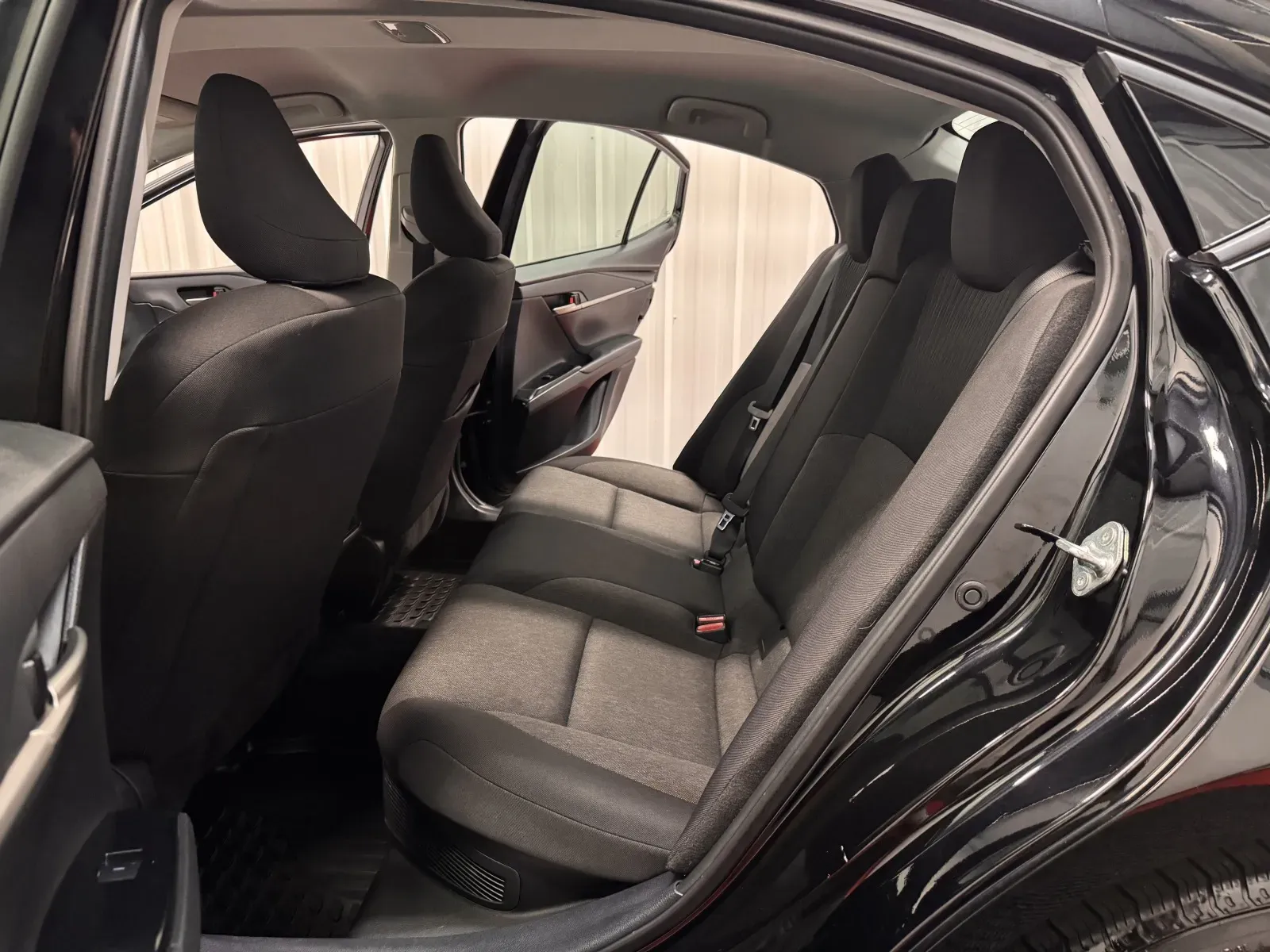 Toyota Camry photo 34