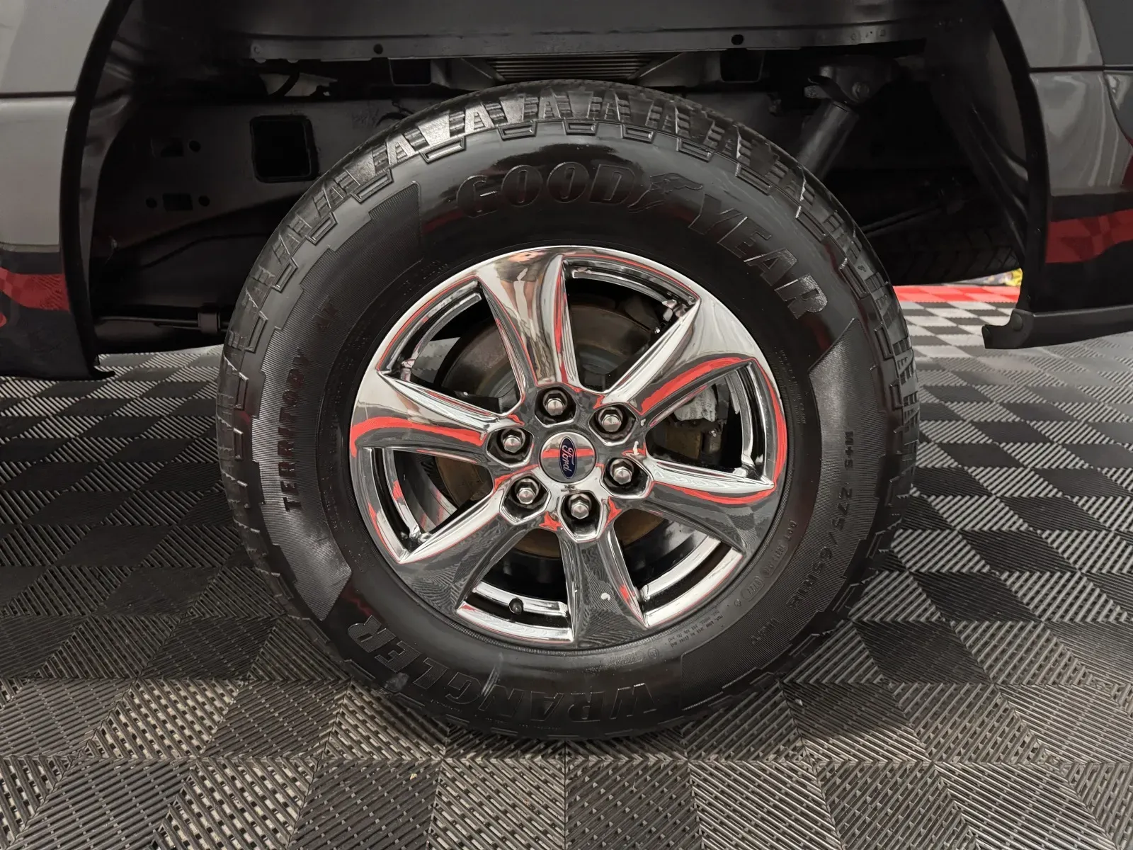 Ford F-150 photo 12