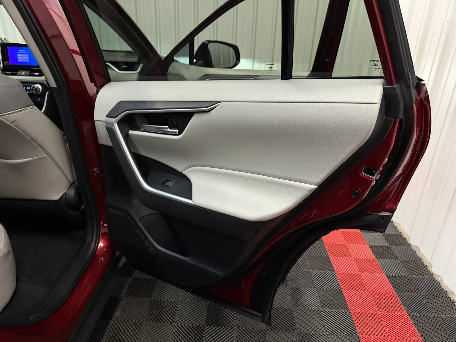 Toyota RAV4 photo 45