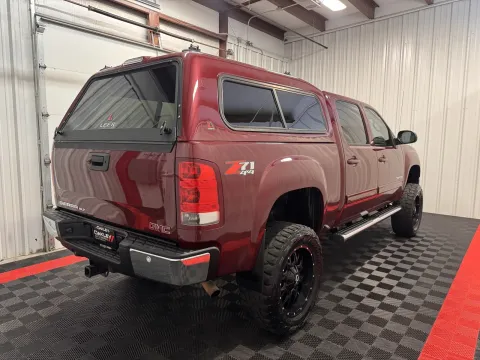 More photos of 2013 GMC Sierra 1500 SLT at Oakley Auto World, MO