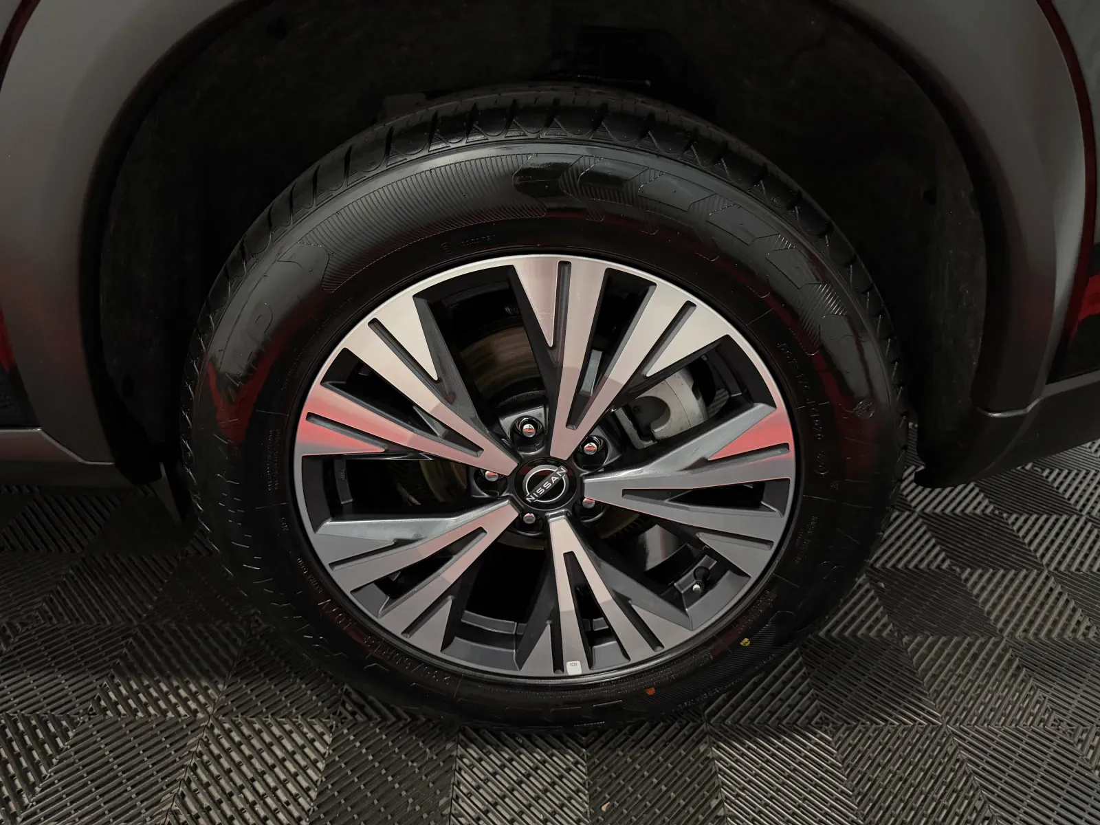 Nissan Rogue photo 12