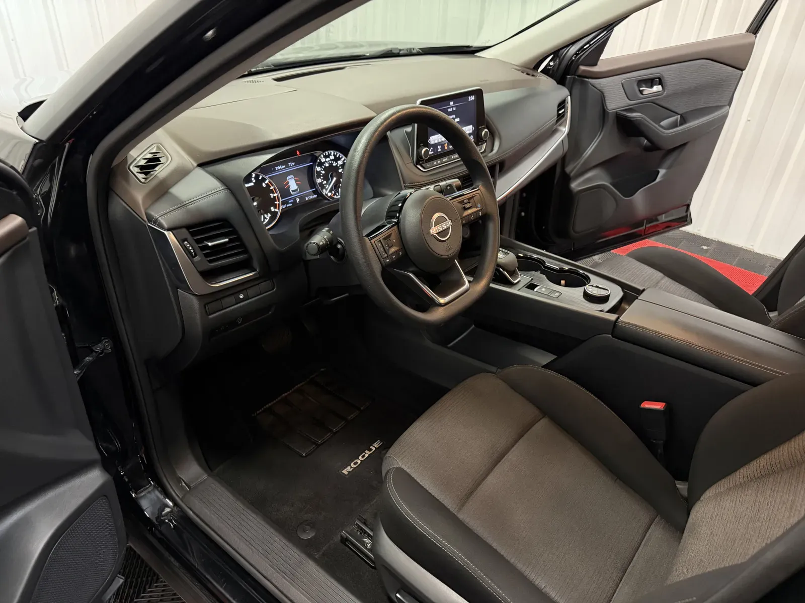 Nissan Rogue photo 37