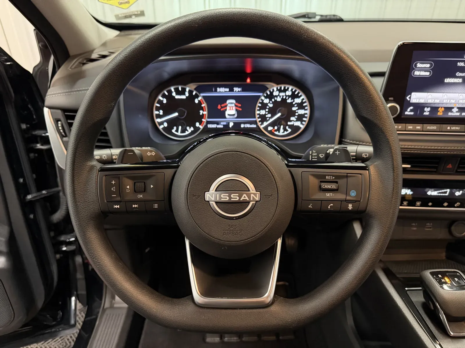Nissan Rogue photo 19