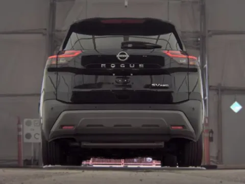 More photos of 2023 Nissan Rogue SV at Oakley Auto World, MO