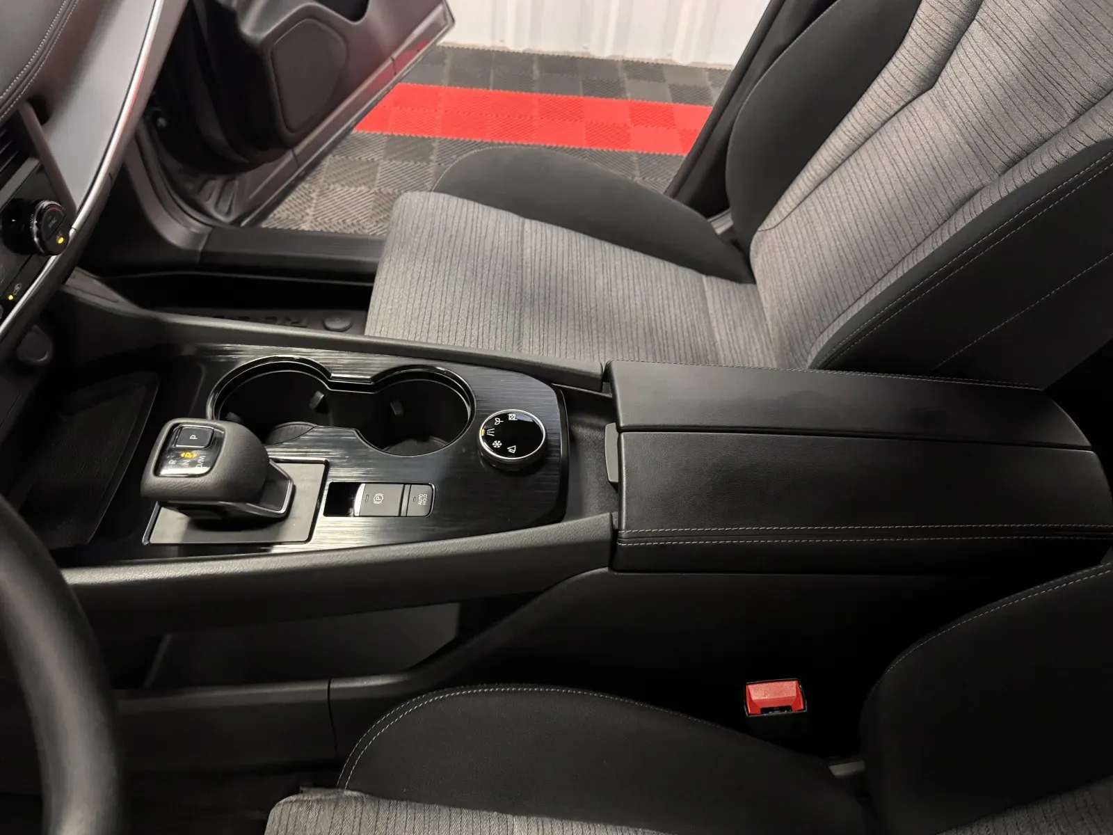 Nissan Rogue photo 31