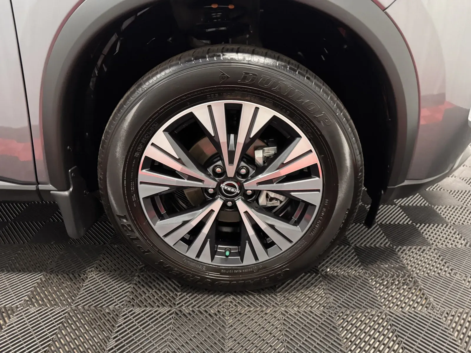 Nissan Rogue photo 17