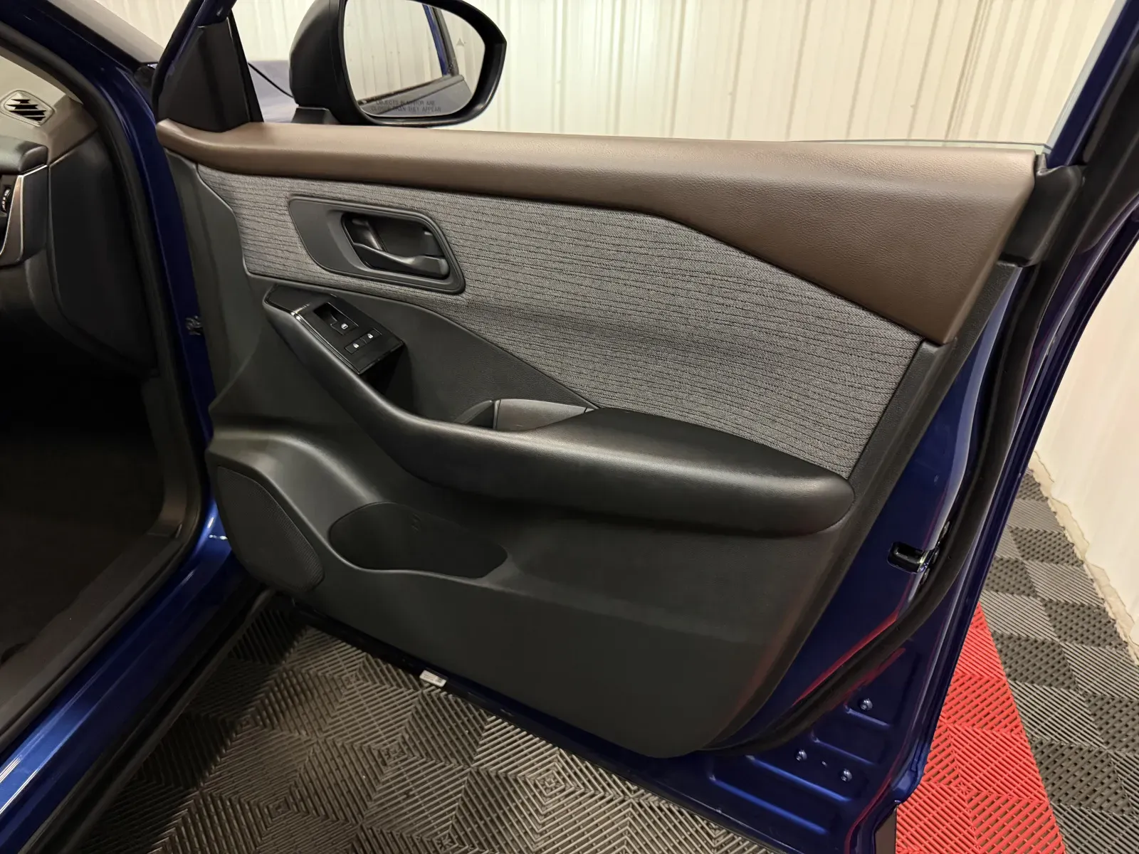 Nissan Rogue photo 42