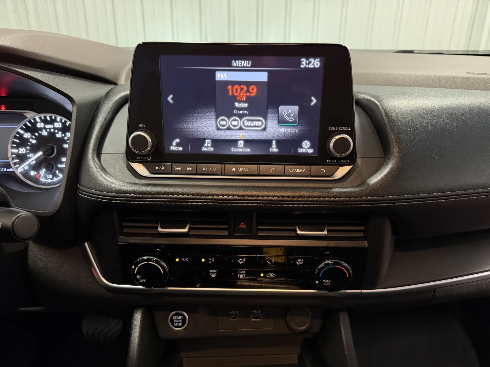 Nissan Rogue photo 30