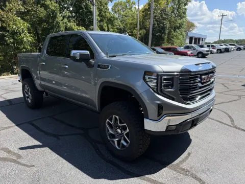 More photos of 2023 GMC Sierra 1500 SLT at Oakley Auto World, MO