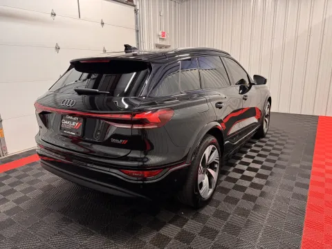 More photos of 2025 Audi Q6 e-tron Prestige at Oakley Auto World, MO