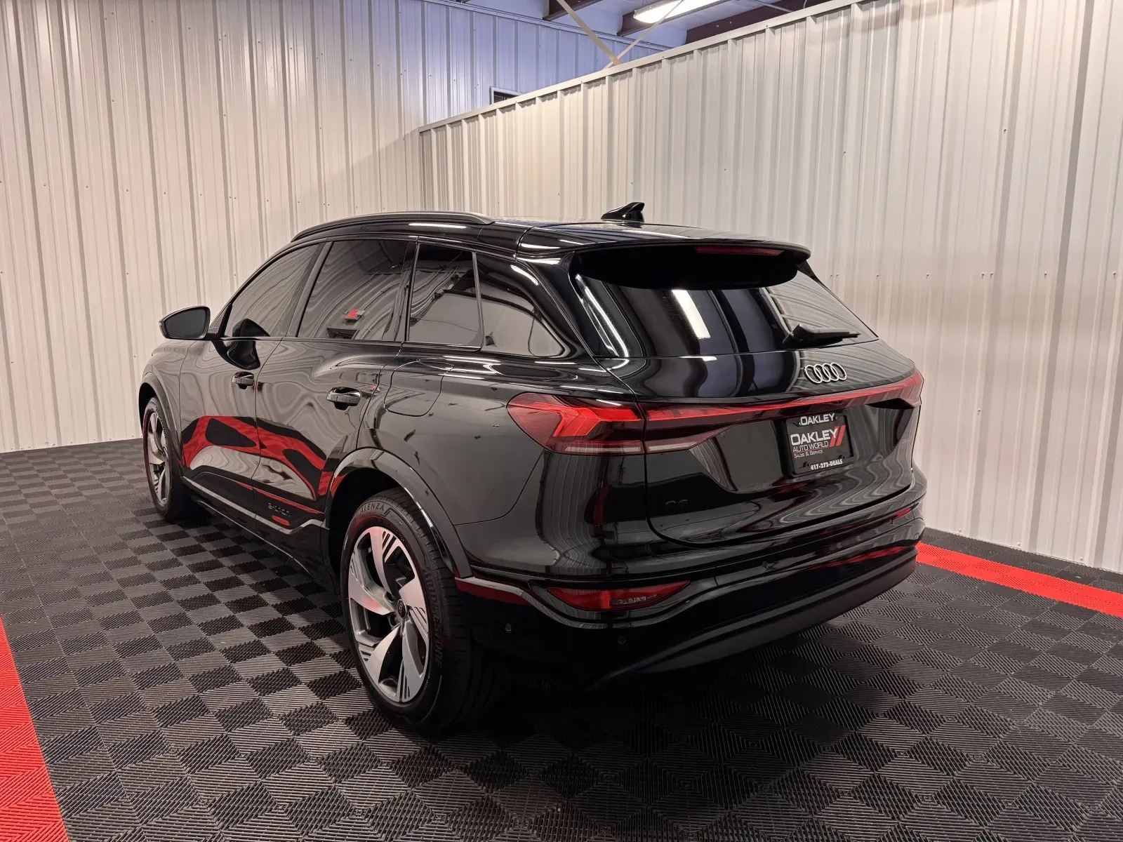 Audi Q6 photo 2