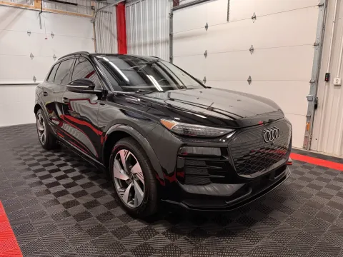 More photos of 2025 Audi Q6 e-tron Prestige at Oakley Auto World, MO