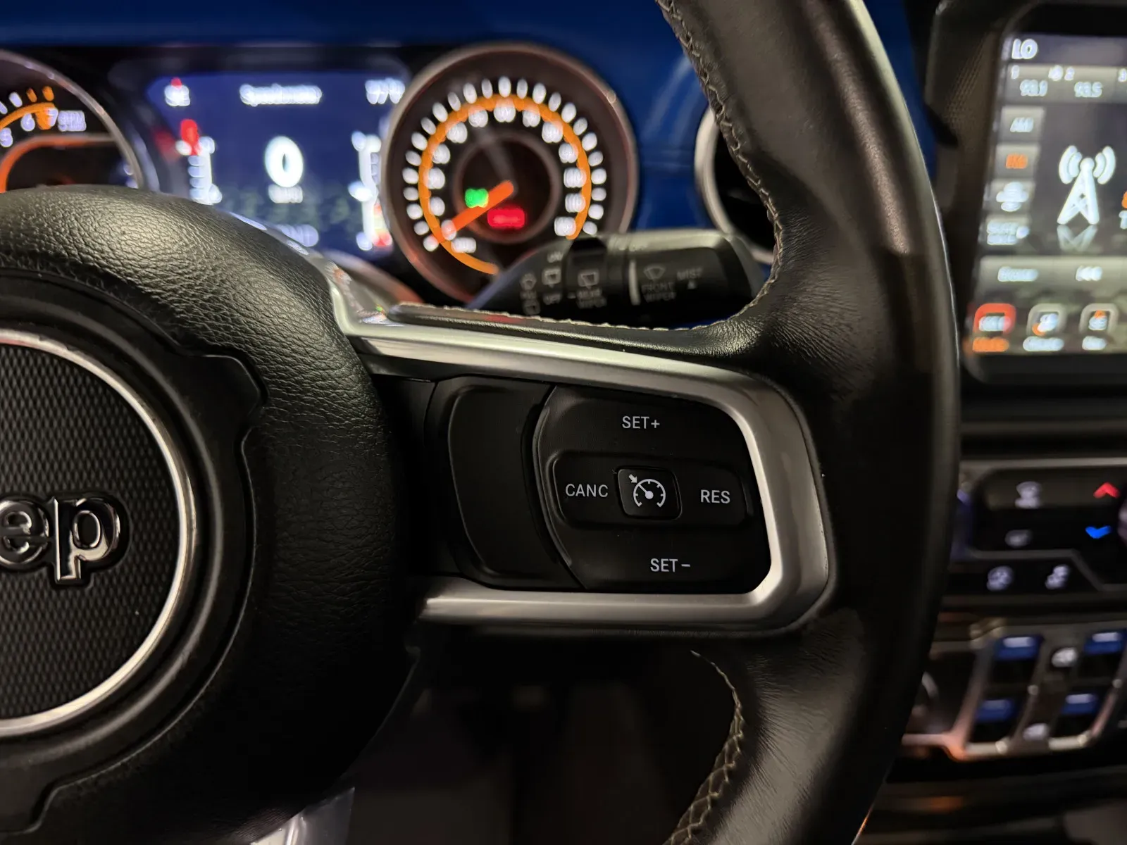 Jeep Wrangler photo 26