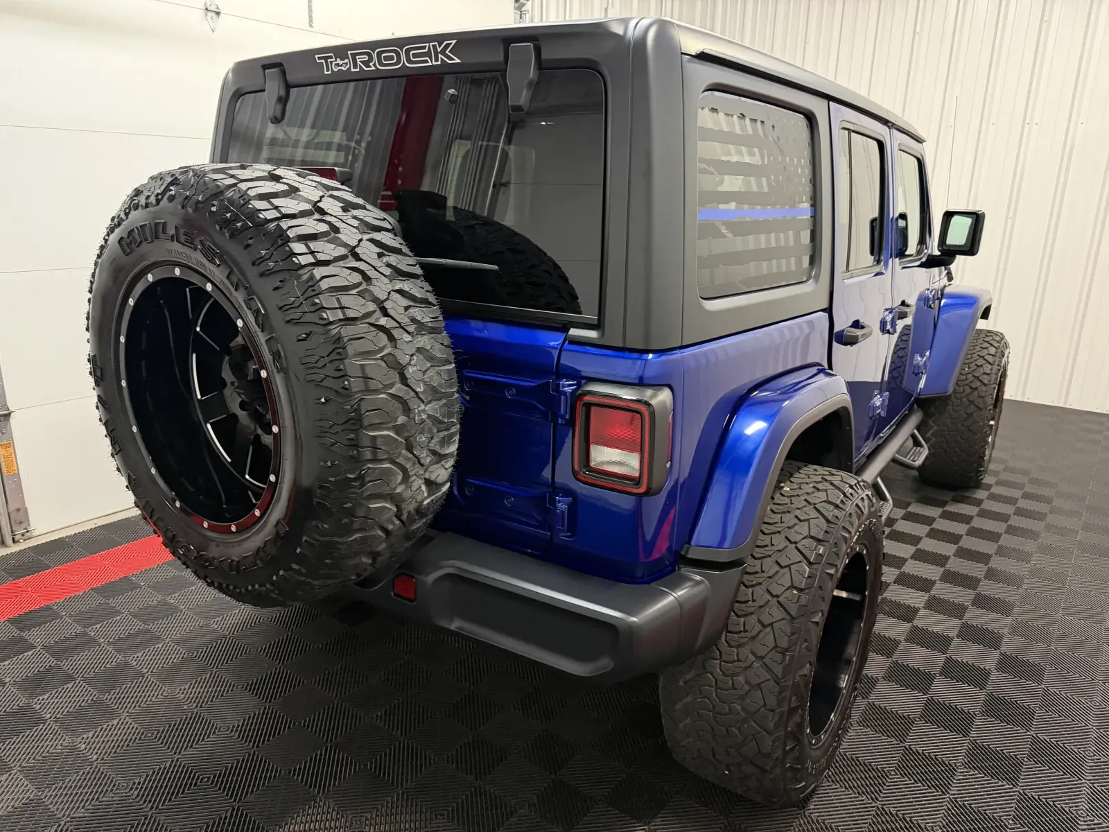 Jeep Wrangler photo 21