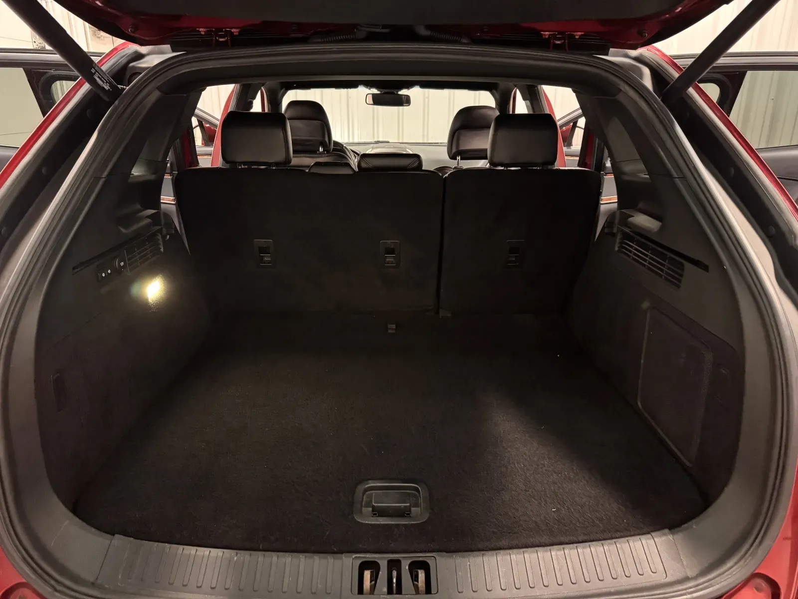 Lincoln MKX photo 37