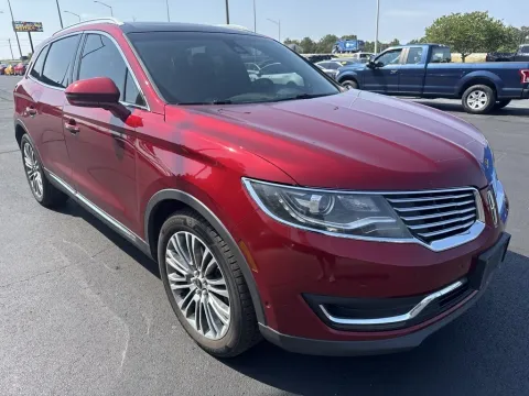 More photos of 2016 Lincoln MKX Reserve at Oakley Auto World, MO