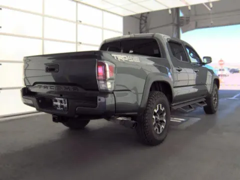 More photos of 2020 Toyota Tacoma TRD Off-Road at Oakley Auto World, MO