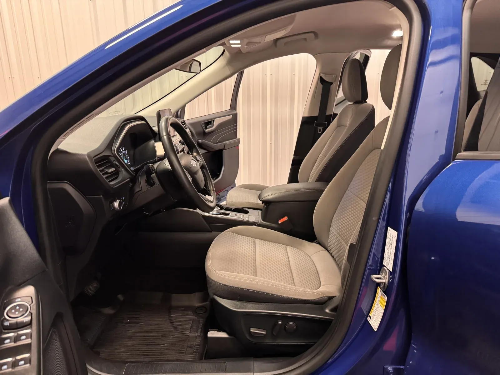 Ford Escape photo 34