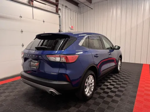 More photos of 2022 Ford Escape SE at Oakley Auto World, MO