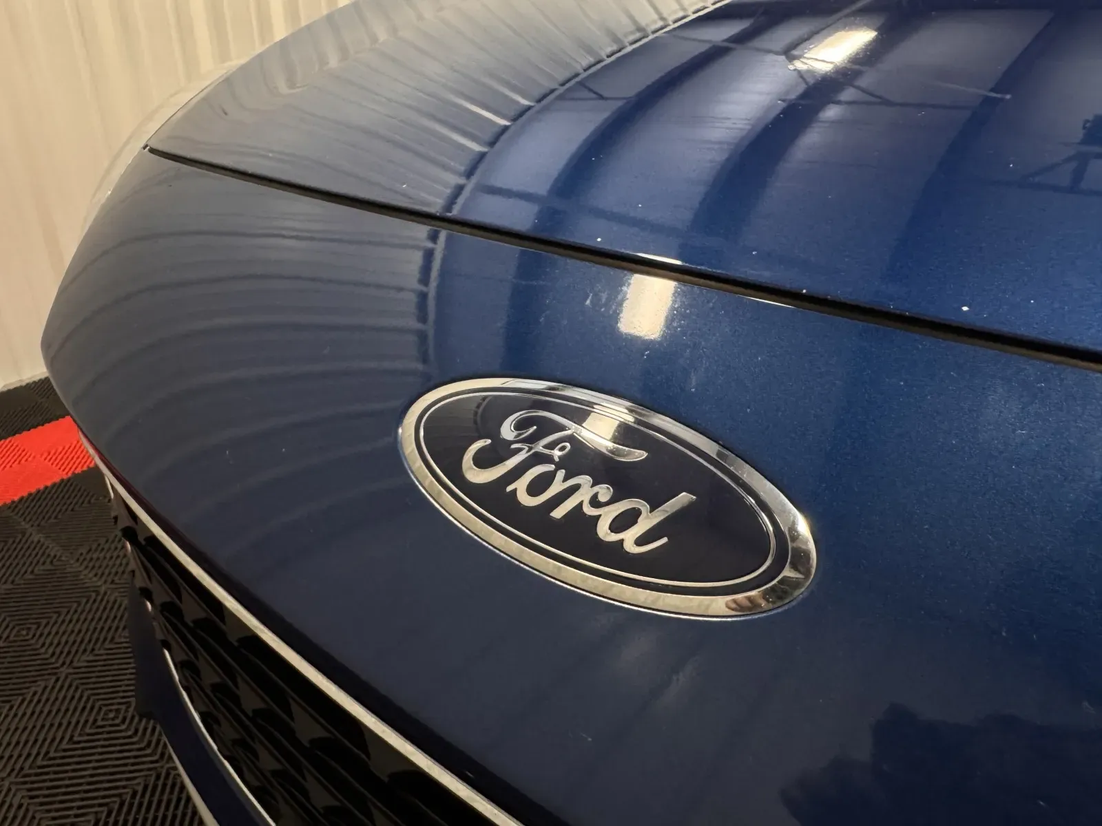 Ford Escape photo 7