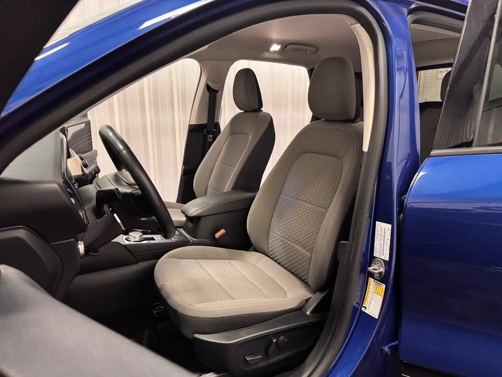 Ford Escape photo 35
